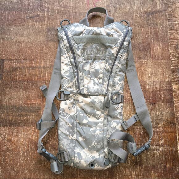 Camelbak Thermobak 3.0 L Hydration Backpack ACU Survival Tactical Bag Hiking - Picture 1 of 8